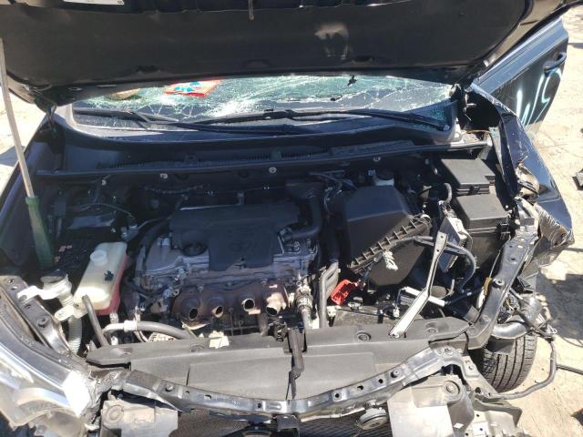 Photo 12 from auction – 2017 TOYOTA RAV4 SE with VIN 2T3NFREV6HW400553