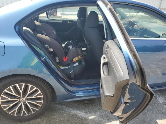 Photo 10 from auction – 2017 VOLKSWAGEN JETTA S with VIN 3VW2B7AJ1HM288796