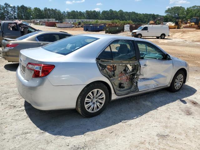 Photo 3 from auction – 2012 TOYOTA CAMRY BASE with VIN 4T1BF1FK3CU636300