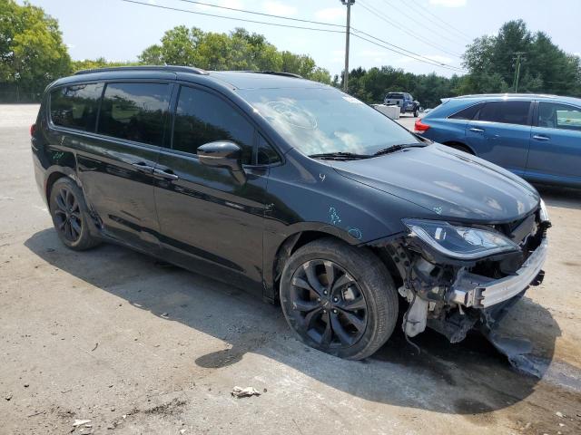 Photo 4 from auction – 2019 CHRYSLER PACIFICA L with VIN 2C4RC1GG1KR746876