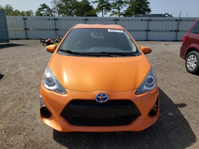 Photo 5 from auction – 2015 TOYOTA PRIUS C with VIN JTDKDTB32F1095623