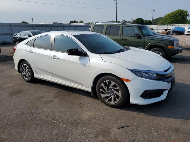 Photo 4 from auction – 2018 HONDA CIVIC EX with VIN 2HGFC2F75JH568230