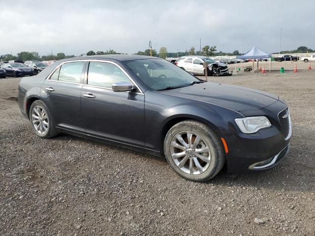 Photo 4 from auction – 2017 CHRYSLER 300C with VIN 2C3CCAKG2HH580318