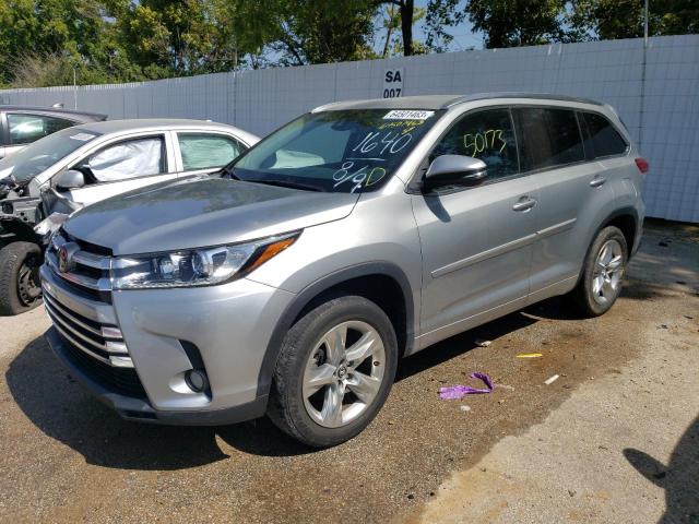 TOYOTA HIGHLANDER 2017 with VIN 5TDYZRFH1HS207001 - Photo from auction
