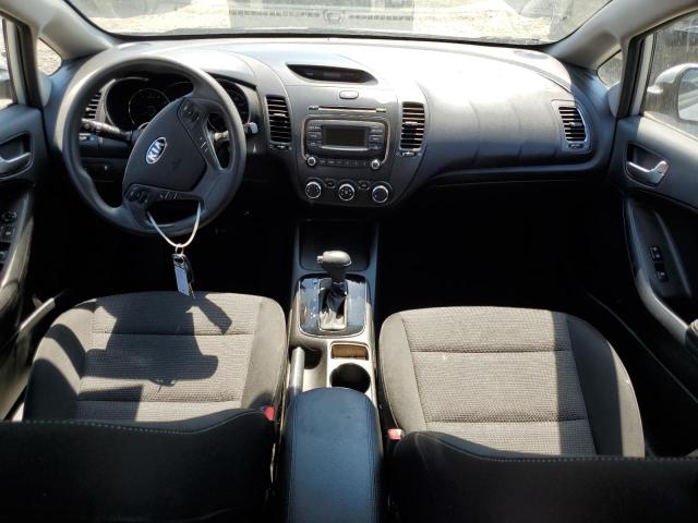 Photo 8 from auction – 2017 KIA FORTE LX with VIN KNAFK5A80H5693931