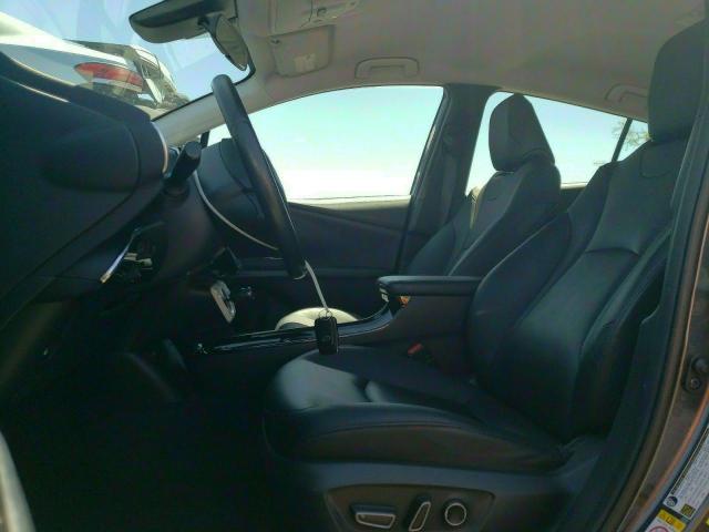 Photo 7 from auction – 2017 TOYOTA PRIUS PRIM with VIN JTDKARFP7H3001865