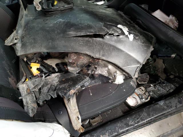 Photo 12 from auction – 2018 TOYOTA COROLLA L with VIN 2T1BURHE2JC985233