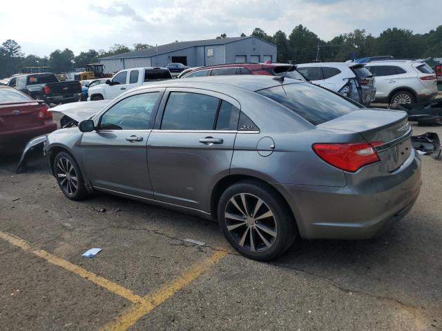 Photo 2 from auction – 2013 CHRYSLER 200 TOURIN with VIN 1C3CCBBB5DN728070