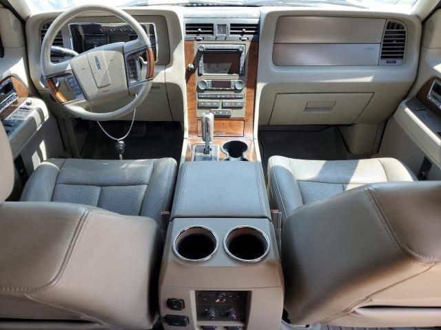 Photo 8 from auction – 2011 LINCOLN NAVIGATOR with VIN 5LMJJ2J53BEJ06724