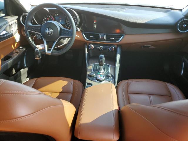 Photo 8 from auction – 2017 ALFA ROMEO GIULIA with VIN ZARFAECNXH7547619