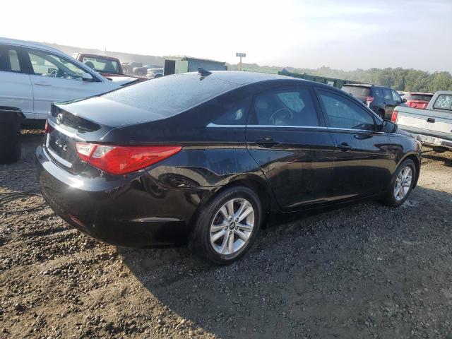 Photo 3 from auction – 2013 HYUNDAI SONATA GLS with VIN 5NPEB4AC3DH659263