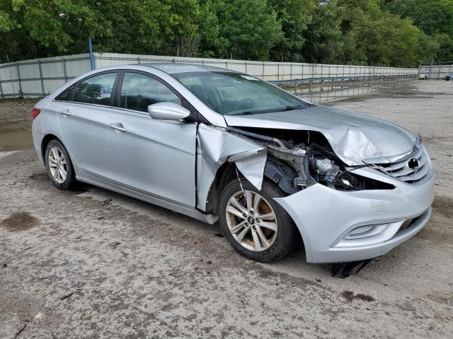 Photo 4 from auction – 2013 HYUNDAI SONATA GLS with VIN 5NPEB4AC2DH641868
