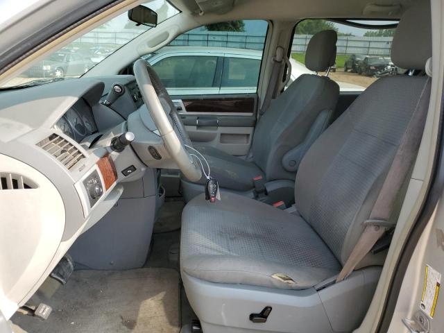 Photo 7 from auction – 2010 CHRYSLER TOWN & COU with VIN 2A4RR5D14AR285056