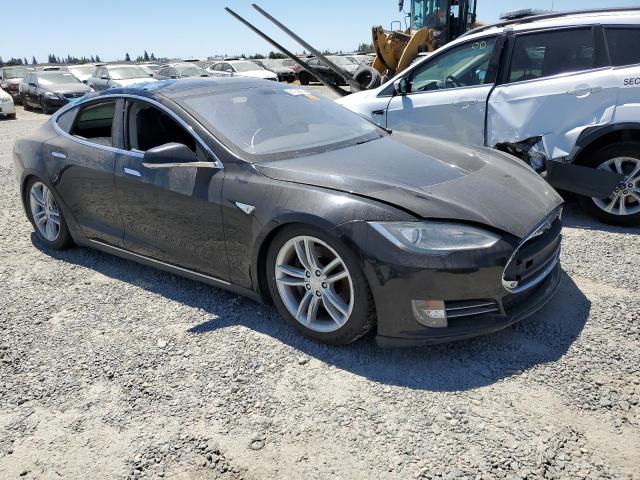 Photo 4 from auction – 2013 TESLA MODEL S with VIN 5YJSA1CN9DFP07382