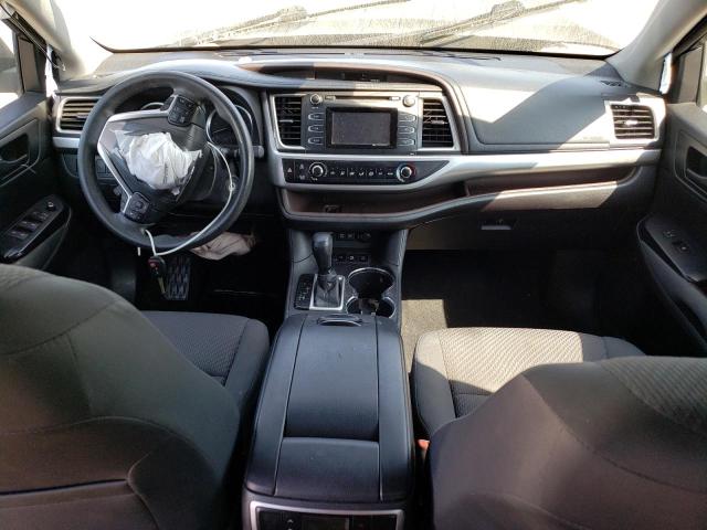 Снимка 8 от търг – 2017 TOYOTA HIGHLANDER с VIN 5TDBZRFH8HS403250