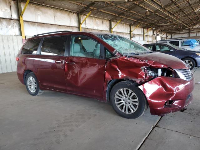 Photo 4 from auction – 2017 TOYOTA SIENNA XLE with VIN 5TDYZ3DC2HS886880