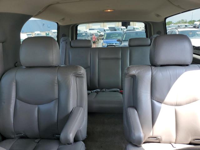 Photo 10 from auction – 2003 CHEVROLET SUBURBAN with VIN 3GNFK16Z43G224220