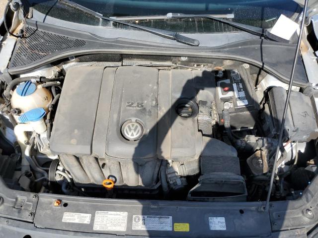 Photo 11 from auction – 2013 VOLKSWAGEN PASSAT S with VIN 1VWAP7A34DC034963