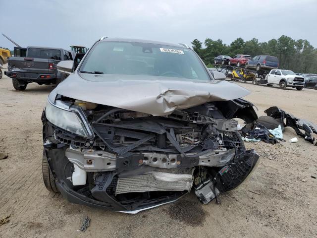 Photo 5 from auction – 2016 LINCOLN MKC SELECT with VIN 5LMCJ2C92GUJ04470