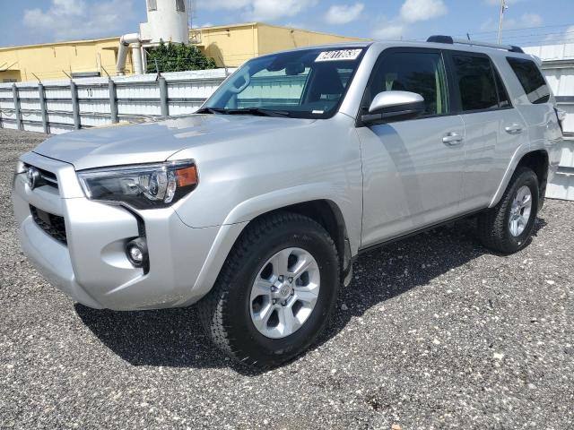 TOYOTA 4RUNNER SR 2022 with VIN JTEEU5JR4N5264672 - Photo from auction