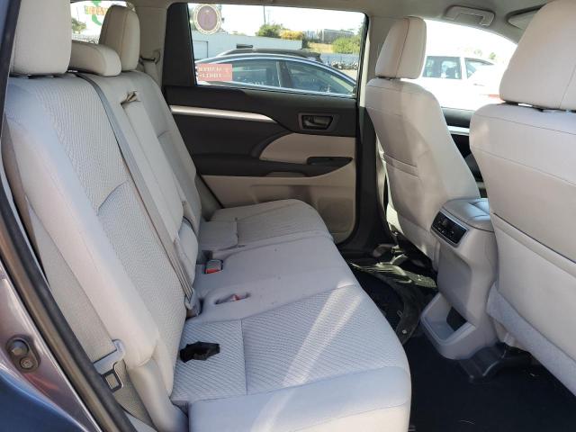 Foto 11 de la subasta – 2016 TOYOTA HIGHLANDER con VIN 5TDBKRFH3GS278998