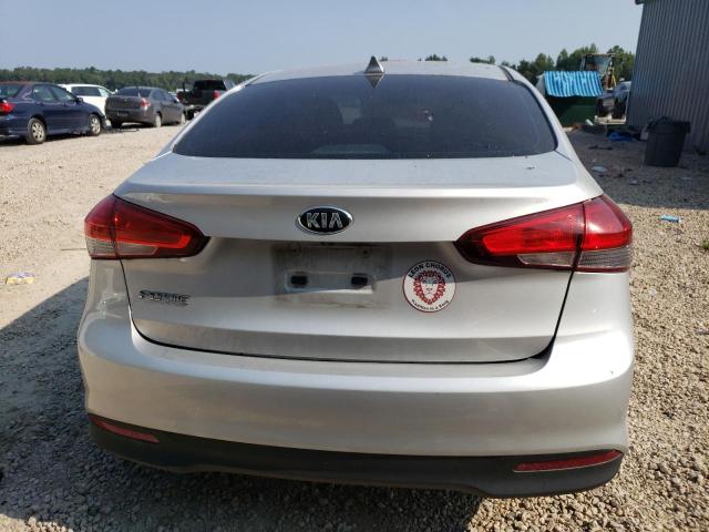 Photo 6 from auction – 2018 KIA FORTE LX with VIN 3KPFL4A77JE164519