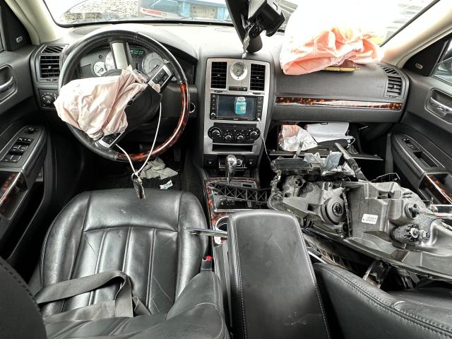 Photo 8 from auction – 2009 CHRYSLER 300C with VIN 2C3KA63T99H513565