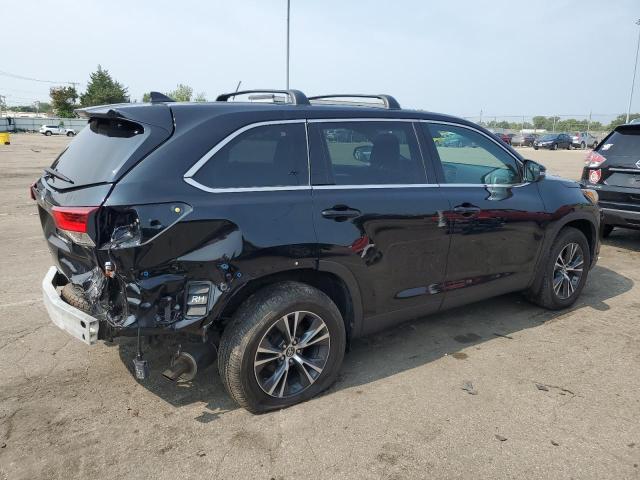 Photo 3 from auction – 2019 TOYOTA HIGHLANDER with VIN 5TDBZRFH7KS996722