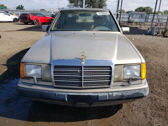 Photo 5 from auction – 1991 MERCEDES-BENZ 300 E with VIN WDBEA30D7MB392197