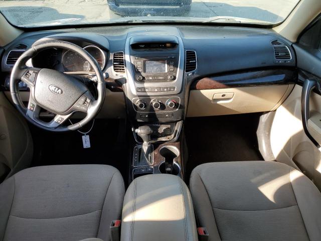 Photo 8 from auction – 2014 KIA SORENTO LX with VIN 5XYKT3A64EG534981