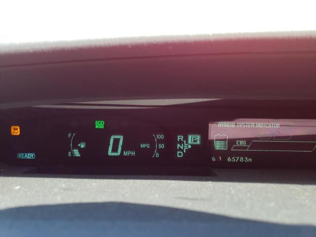 Снимка 9 от търг – 2014 TOYOTA PRIUS с VIN JTDKN3DU4E1769787