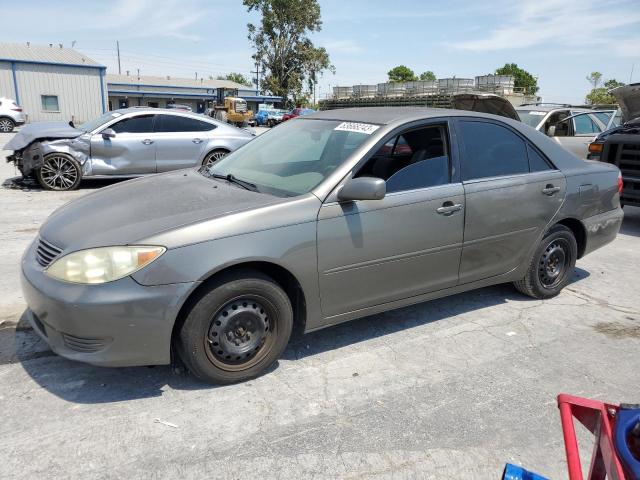 TOYOTA CAMRY LE 2005 with VIN 4T1BE32K65U584863 - Photo from auction