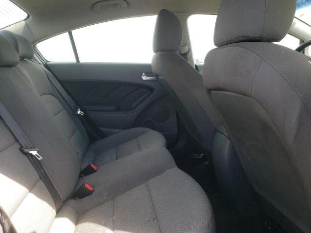 Photo 10 from auction – 2017 KIA FORTE LX with VIN 3KPFK4A71HE123638