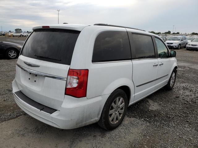 Photo 3 from auction – 2016 CHRYSLER TOWN & COU with VIN 2C4RC1BG9GR121530