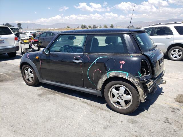Photo 2 from auction – 2009 MINI COOPER with VIN WMWMF33589TU73288
