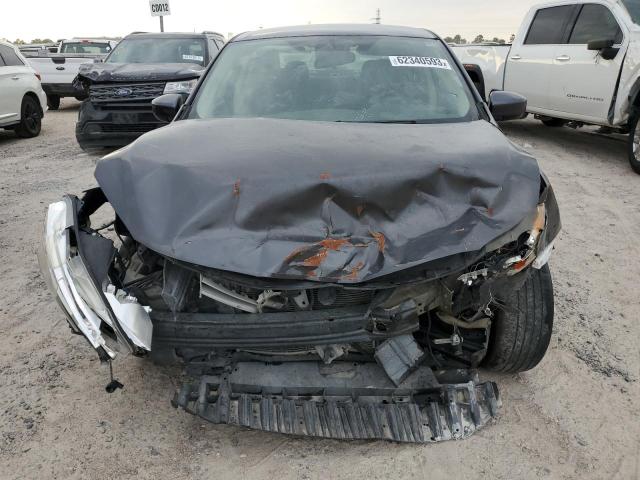 Photo 5 from auction – 2015 NISSAN SENTRA S with VIN 3N1AB7AP4FL652363