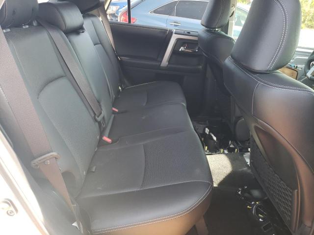 Photo 10 from auction – 2019 TOYOTA 4RUNNER SR with VIN JTEBU5JR8K5646198