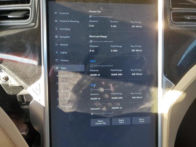 Фото 9 с аукциона – 2015 TESLA MODEL S 85 с VIN 5YJSA1H14FFP73721