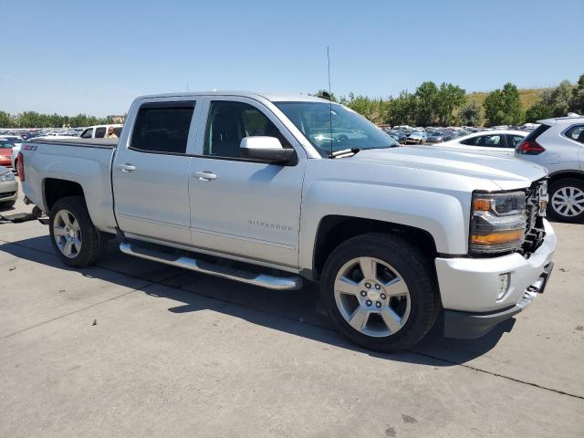 Photo 4 from auction – 2018 CHEVROLET SILVERADO with VIN 3GCUKREC9JG323429