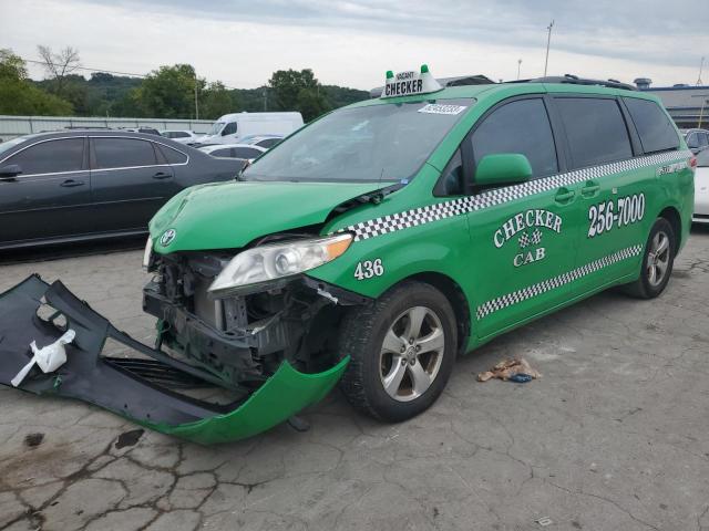 TOYOTA SIENNA LE 2013 z numerem VIN 5TDKK3DC2DS397366 - Zdjęcie z aukcji
