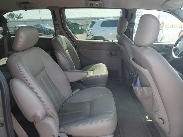 Photo 11 from auction – 2003 CHRYSLER TOWN & COU with VIN 2C4GP54L33R352172