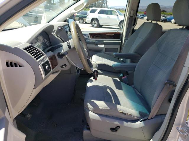 Photo 7 from auction – 2010 CHRYSLER TOWN & COU with VIN 2A4RR5D19AR221630