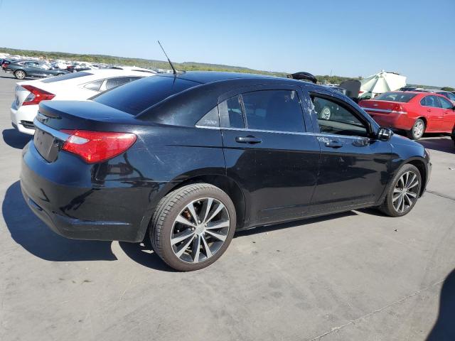 Photo 3 from auction – 2012 CHRYSLER 200 S with VIN 1C3CCBHG4CN178636