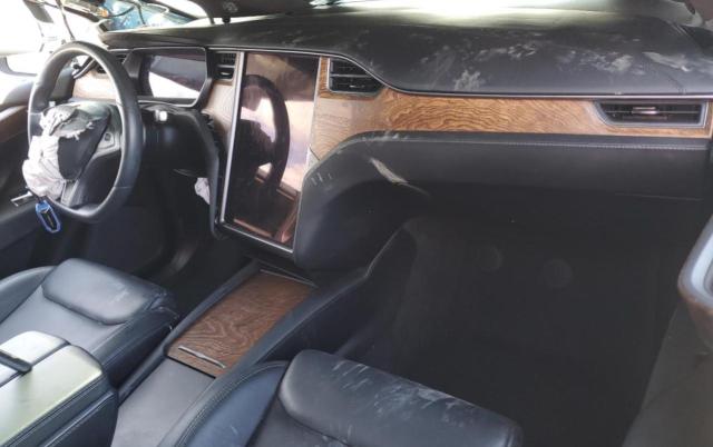Photo 8 from auction – 2020 TESLA MODEL X with VIN 5YJXCAE28LF249027