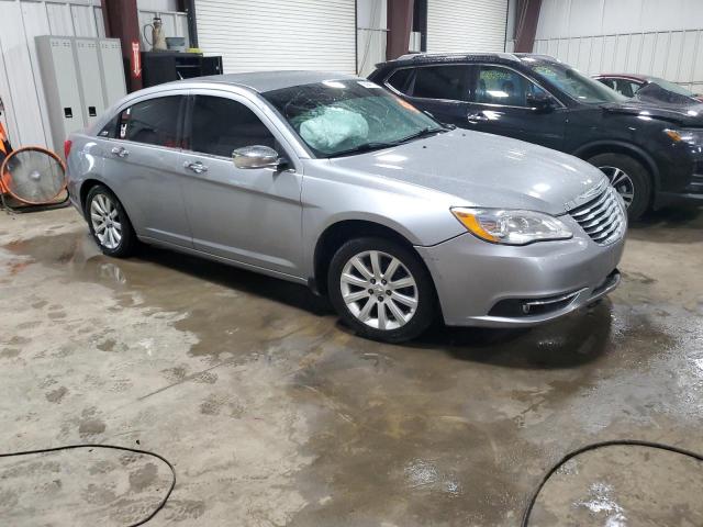 Photo 4 from auction – 2013 CHRYSLER 200 LIMITE with VIN 1C3CCBCG4DN510535