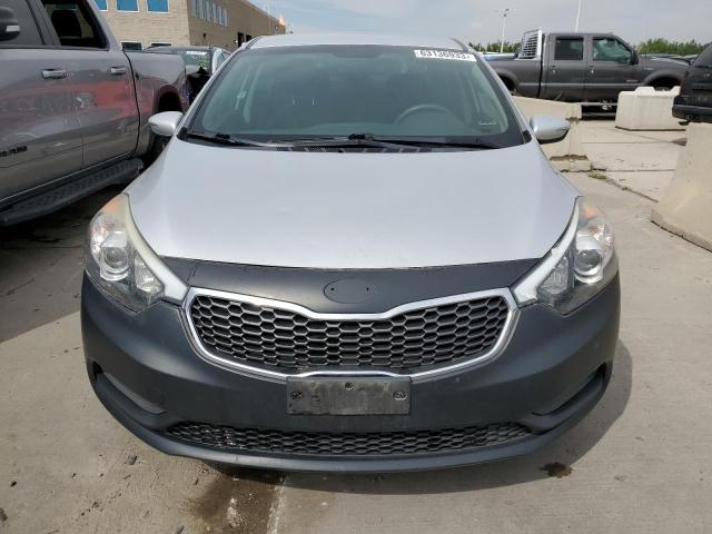Photo 5 from auction – 2016 KIA FORTE LX with VIN KNAFX4A60G5549613