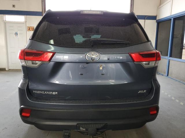 Photo 6 from auction – 2017 TOYOTA HIGHLANDER with VIN 5TDKZRFH9HS519993