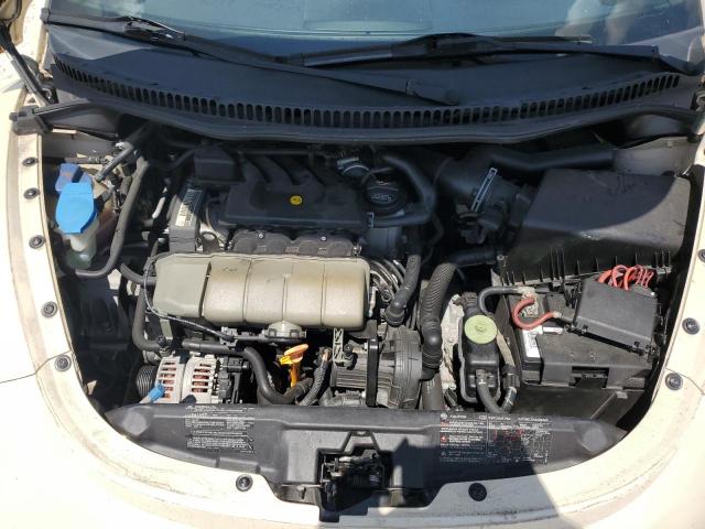 Photo 11 from auction – 2004 VOLKSWAGEN BEETLE with VIN 3VWCM21Y04M305662