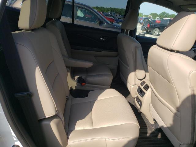 Photo 11 from auction – 2017 HONDA PILOT ELIT with VIN 5FNYF6H09HB097477