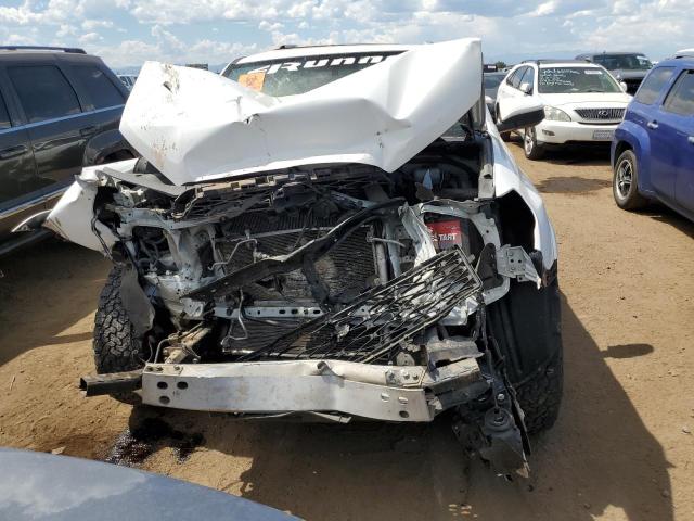 Photo 5 from auction – 2015 TOYOTA 4RUNNER SR with VIN JTEBU5JR7F5207130